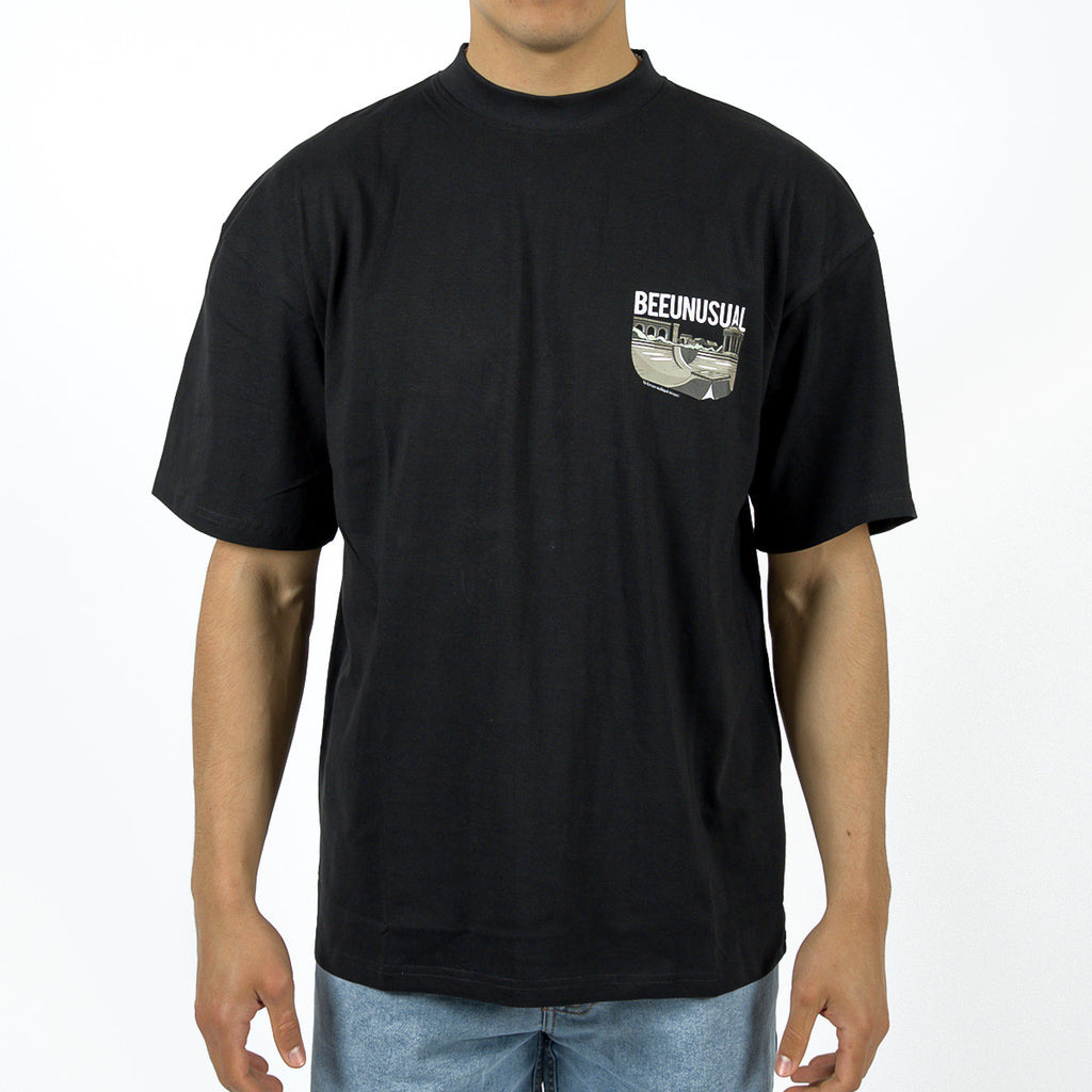 Bee Unusual ” O.G. Athens ” Oversized T-Shirt Black